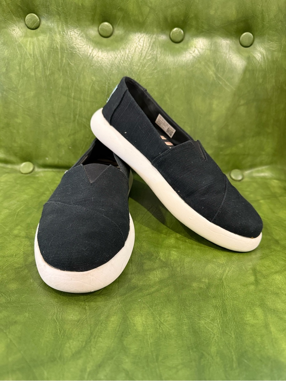 Classic Black Marshmallow Bottom Toms